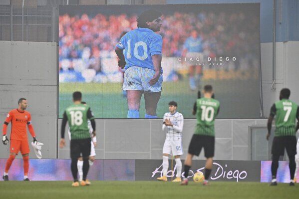 Maradona football game deals